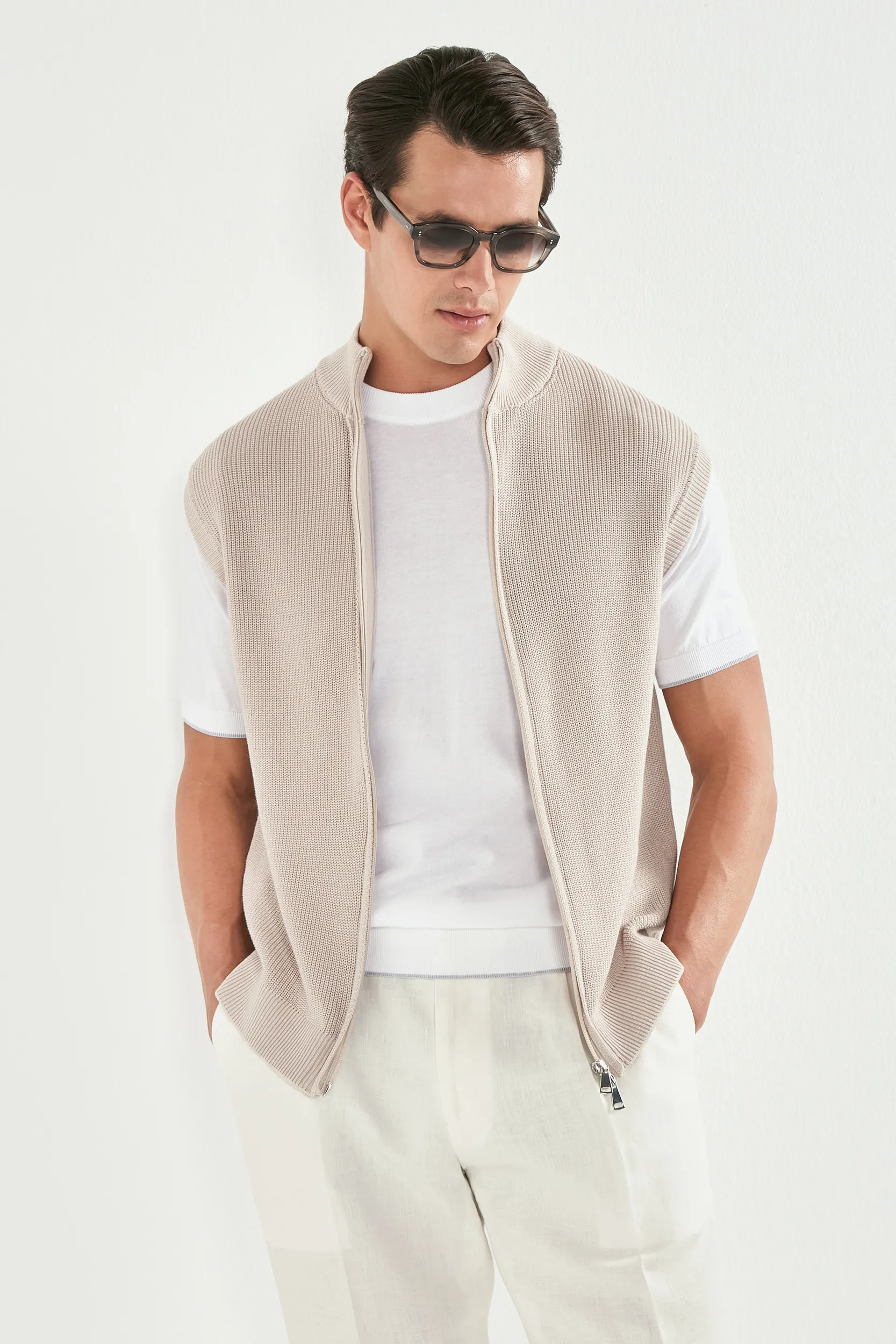 Beige knitted vest - Made in Italy